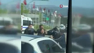 Trafikte yumruk yumruğa yol verme kavgası