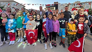 19 Mayıs Narlıdere’de coşkuyla kutlandı