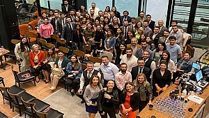 Ankaralı genç avukatlardan Mustafa Köroğlu'na büyük ilgi