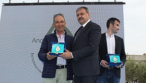 Antikas’a iki ödül birden