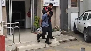 Başka erkeklerle konuştuğundan şüphelendiği için öldürmüş!