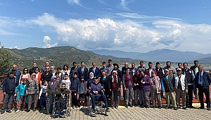 Başkan Yılmazlar, engellilerle kahvaltıda buluştu