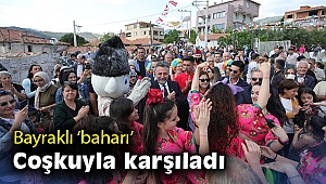 Bayraklı ‘baharı’ coşkuyla karşıladı