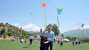 Beydağlı çocukların rengarenk uçurtma coşkusu