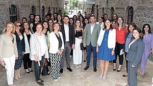 Genç İZİKAD, İş dünyası ile buluştu