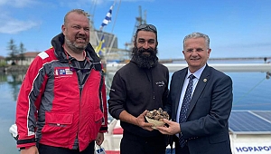 İklim değişikliğine dikkat çekmek için 23 günde 4 deniz geçtiler