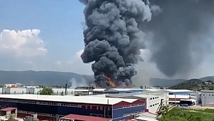Isı yalıtım fabrikasında yangın! Çok sayıda itfaiye sevk edildi