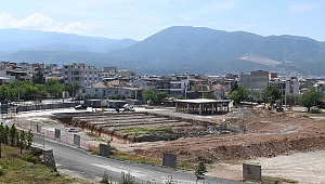 Naldöken Pazaryeri’nin temel betonu döküldü