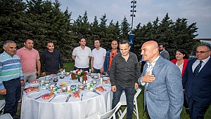 Ramazan’ın son gününde iftar sofrası Büyükşehir emekçileri için kuruldu