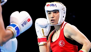 SON DAKİKA! Milli boksör Ayşe Çağırır dünya şampiyonu oldu!