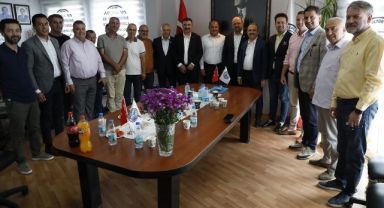 AK Partili Sürekli: İzmir göçün ve göçmenlerin şehridir