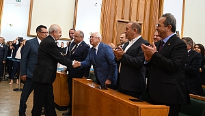 Başkan Selvitopu Genel Başkan Kılıçdaroğlu'nu ziyaret etti