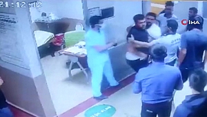 Çekilen röntgeni beğenmedi, doktoru darp etti