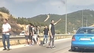 Çeşme otoyolunda trafik kazası: 1 ölü, 1 yaralı