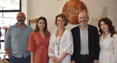 Defne Home Collection yeni konsept mağazası Urla’da hizmete girdi