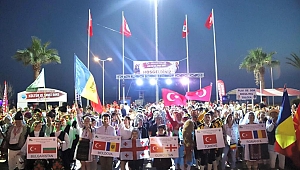 Dünyanın dansçıları Menderes'te buluştu