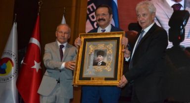 Hisarcıklıoğlu’ndan İzmir mesajları: 7 sanayi bölgesine 7 okul daha!