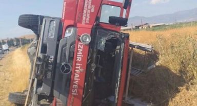 İtfaiye ekibi yangına giderken kaza yaptı: 3 yaralı