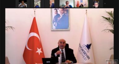 İZSİAD ile buluşan İBB Başkanı Soyer: Körfezde oluşan kokuyu çözeceğiz