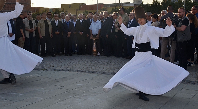 Kılıçdaroğlu, İzmir'deki Konyalılar'la bir araya geldi
