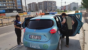 LGS'ye geç kalanlar için İzmir zabıtası da devredeydi