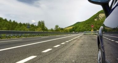Otoyollarda otomobiller için yeni hız sınırı uygulaması yarın başlıyor