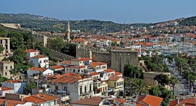 Ünlü tatil merkezi Çeşme'ye bayramda 1 milyonu aşkın kişi bekleniyor