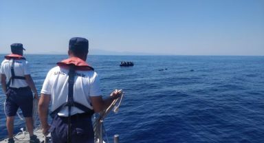 Yunan unsurlarınca geri itilen 46 göçmen kurtarıldı