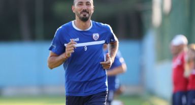 Ahmet İlhan Özek: