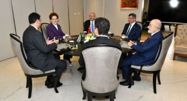 Altılı masanın beşinci buluşması İYİ Parti ev sahipliğinde gerçekleşti