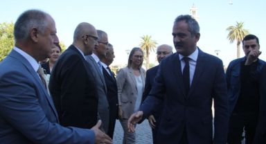 Bakan Özer'den İzmir'e eğitim yatırımı müjdesi