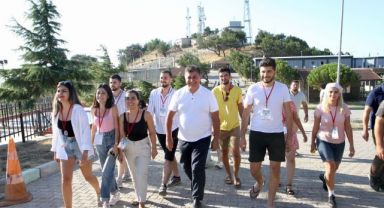 Başkan Tugay gençlerle deneyimlerini paylaştı