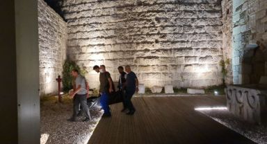 Bodrum Kalesi'nde şok ölüm! Kendisini surlardan aşağı attı