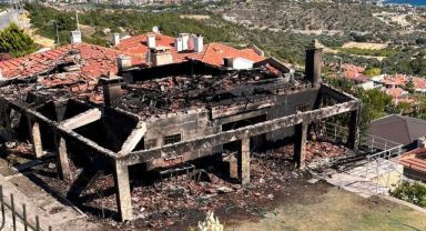 Çeşme yangınlarla sarsıldı, Fahrettinpaşa Mahallesi'nde de bir ev yandı
