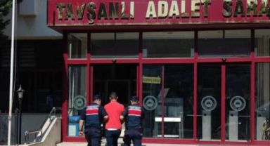 Dolandırıldığını son anda anladı, dolandırıcıyı yakalattı