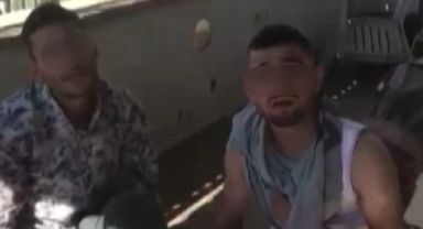Eve giren hırsızlar yakalanınca ev sahibine yalvardı