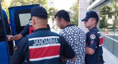 Firari hükümlü, annesini hastaneye götürürken yakalandı