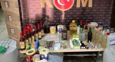 İzmir’in 6 ilçesinde sahte içki şebekesine operasyon: 32 gözaltı
