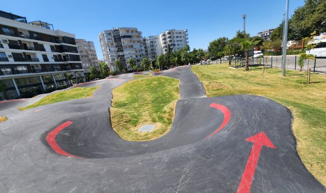 İzmir'in ilk pump track parkuru Karşıyaka'da açılıyor