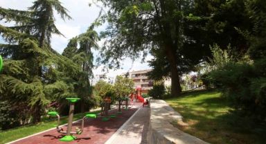 Karabağlar’da bir park daha yenilendi!