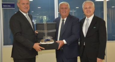 Özgener'den İESOB'ye nezaket ziyareti