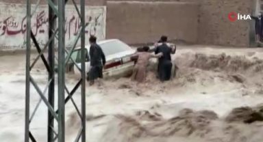 Pakistan'da şiddetli yağış: 7 ölü, 20 yaralı