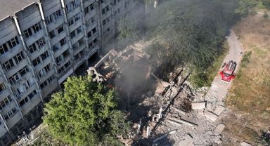 Rusya, Mikolayiv'deki iki üniversite binasını vurdu