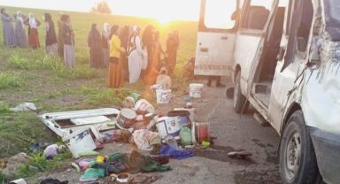 Tarım işçilerini taşıyan araç kaza yaptı: 2 ölü, 17 yaralı