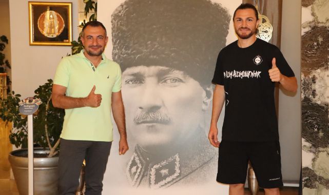 Zeki Yıldırım, 2 yıl daha Altay’da