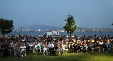Alaybey'de coşku dolu şenlik