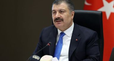 Bakan Koca: '(Covid-19) Önümüzdeki iki üç hafta içinde belirgin azalma bekliyoruz'