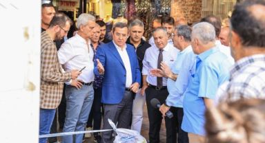 Başkan Batur yıkılan şadırvanın aynı şekilde yapılması için talimat verdi