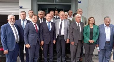CHP ekonomi masası İzmir’de iş dünyasıyla bir araya geldi