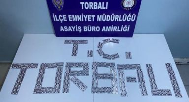 Ecza deposu gibi: İzmir'de bir kişiden 980 adet sentetik ecza ele geçirildi
